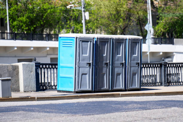 Best Deluxe Portable Toilet Rental  in Columbiana, AL